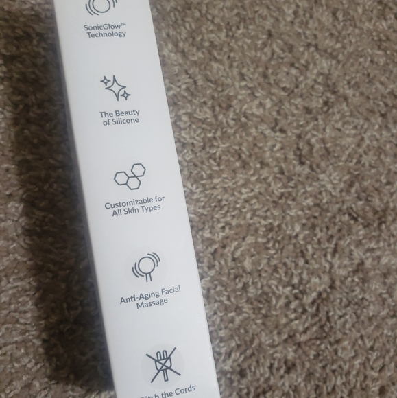 PMD Clean Smart Facial Device - Picture 5 of 6